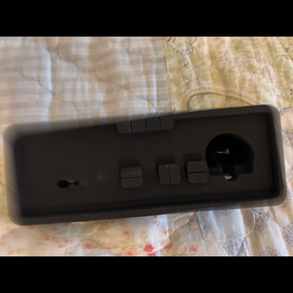 iPhone Apple Watch and AirPod charging stand - Picture 3 of 3